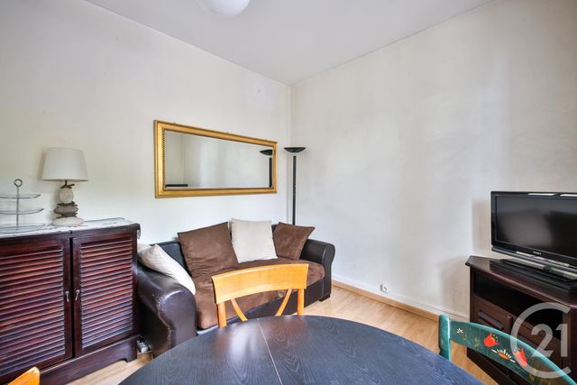 Afficher la photo en grand Appartement F2 à vendre - 2 pièces - 38.01 m2 - MONTROUGE - 92 - ILE-DE-FRANCE - Century 21 Côté Ecrivains