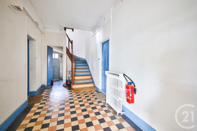 Afficher la photo en grand Appartement F2 à vendre - 2 pièces - 38.01 m2 - MONTROUGE - 92 - ILE-DE-FRANCE - Century 21 Côté Ecrivains