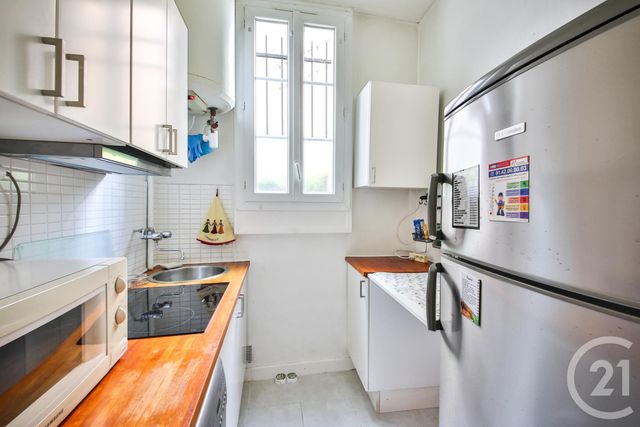 Afficher la photo en grand Appartement F2 à vendre - 2 pièces - 38.01 m2 - MONTROUGE - 92 - ILE-DE-FRANCE - Century 21 Côté Ecrivains