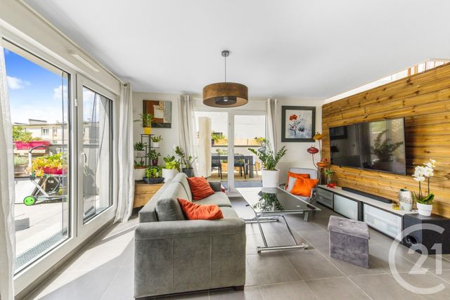 Afficher la photo en grand Appartement F5 à vendre - 5 pièces - 124.65 m2 - BAGNEUX - 92 - ILE-DE-FRANCE - Century 21 Côté Ecrivains