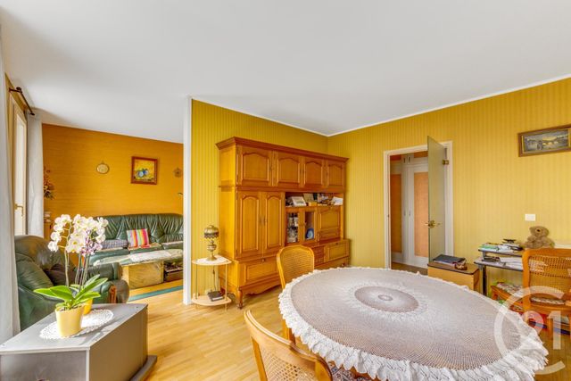 Afficher la photo en grand Appartement F3 à vendre - 3 pièces - 67.08 m2 - MONTROUGE - 92 - ILE-DE-FRANCE - Century 21 Côté Ecrivains