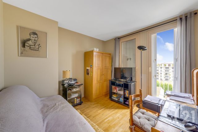 Afficher la photo en grand Appartement F3 à vendre - 3 pièces - 67.08 m2 - MONTROUGE - 92 - ILE-DE-FRANCE - Century 21 Côté Ecrivains