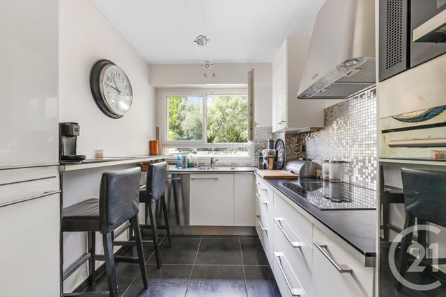 Afficher la photo en grand Appartement F3 à vendre - 3 pièces - 63.0 m2 - FONTENAY AUX ROSES - 92 - ILE-DE-FRANCE - Century 21 Côté Ecrivains