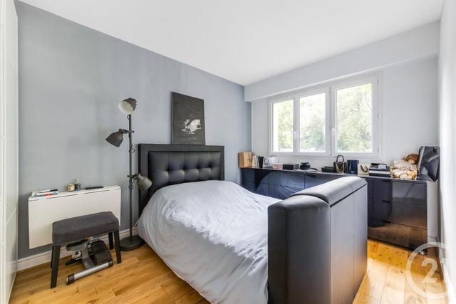 Afficher la photo en grand Appartement F3 à vendre - 3 pièces - 63.0 m2 - FONTENAY AUX ROSES - 92 - ILE-DE-FRANCE - Century 21 Côté Ecrivains