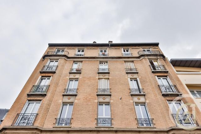 Appartement F2 à vendre - 2 pièces - 37.31 m2 - MONTROUGE - 92 - ILE-DE-FRANCE - Century 21 Côté Ecrivains