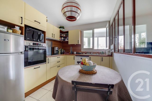 Afficher la photo en grand Appartement F4 à vendre - 4 pièces - 94.76 m2 - MONTROUGE - 92 - ILE-DE-FRANCE - Century 21 Côté Ecrivains