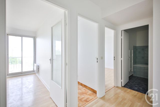 Appartement F2 à vendre - 2 pièces - 43.36 m2 - MONTROUGE - 92 - ILE-DE-FRANCE - Century 21 Côté Ecrivains