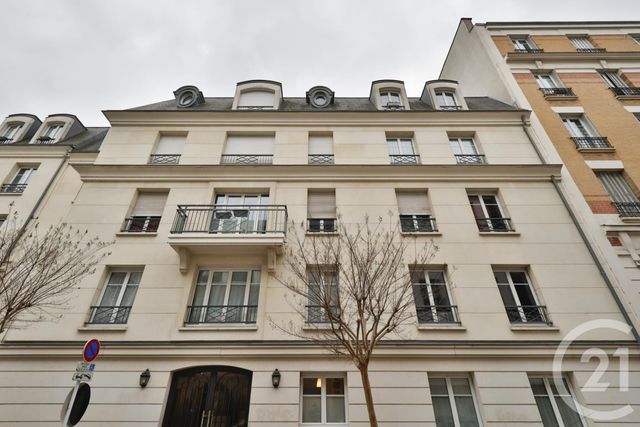 Appartement F4 à vendre - 3 pièces - 69.28 m2 - MONTROUGE - 92 - ILE-DE-FRANCE - Century 21 Côté Ecrivains