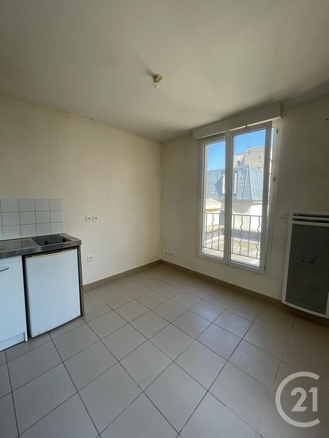 Appartement F2 à louer - 2 pièces - 23.48 m2 - MONTROUGE - 92 - ILE-DE-FRANCE - Century 21 Côté Ecrivains