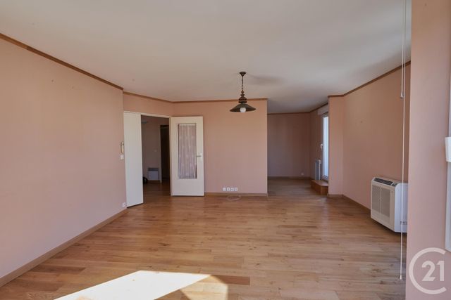 Appartement F5 à vendre - 5 pièces - 99.66 m2 - BAGNEUX - 92 - ILE-DE-FRANCE - Century 21 Côté Ecrivains