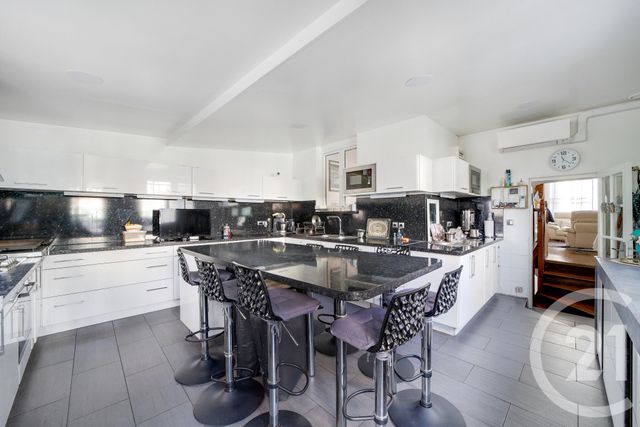 maison à vendre - 7 pièces - 201.3 m2 - MONTROUGE - 92 - ILE-DE-FRANCE - Century 21 Côté Ecrivains