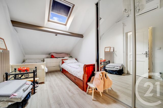 maison à vendre - 7 pièces - 201.3 m2 - MONTROUGE - 92 - ILE-DE-FRANCE - Century 21 Côté Ecrivains