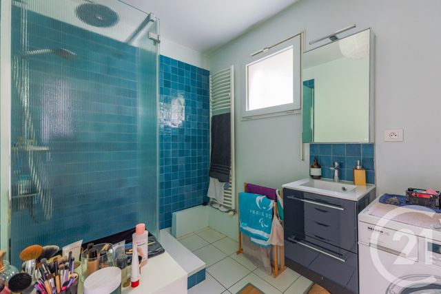Appartement F2 à vendre - 2 pièces - 52.59 m2 - BAGNEUX - 92 - ILE-DE-FRANCE - Century 21 Côté Ecrivains