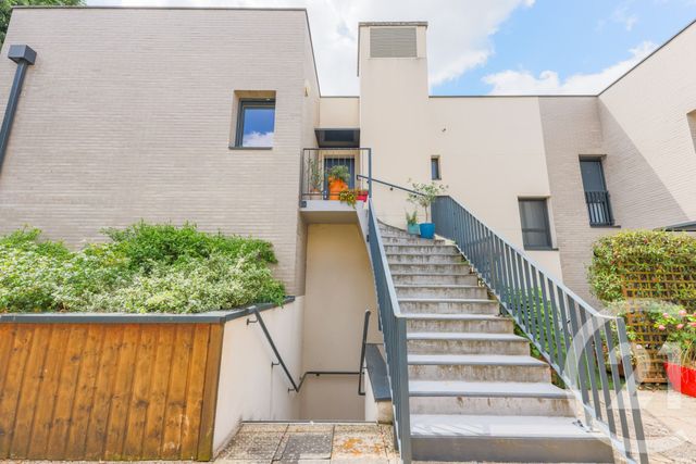 Appartement F2 à vendre - 2 pièces - 52.59 m2 - BAGNEUX - 92 - ILE-DE-FRANCE - Century 21 Côté Ecrivains