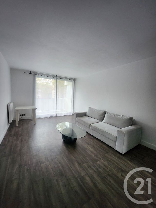 Appartement Studio à louer - 1 pièce - 34.27 m2 - BAGNEUX - 92 - ILE-DE-FRANCE - Century 21 Côté Ecrivains
