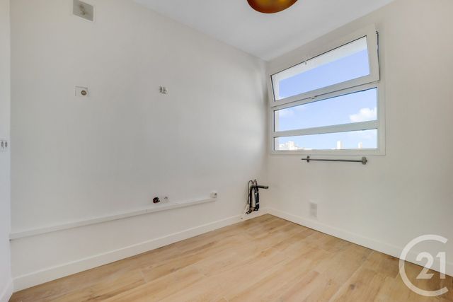 Appartement F3 à vendre - 3 pièces - 62.43 m2 - MONTROUGE - 92 - ILE-DE-FRANCE - Century 21 Côté Ecrivains