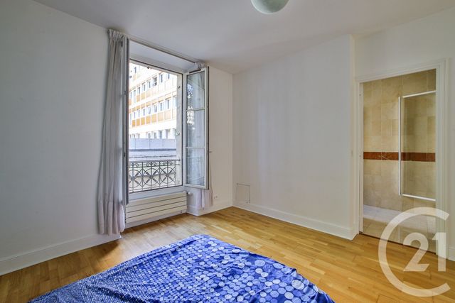 Appartement F4 à vendre - 4 pièces - 75.49 m2 - MONTROUGE - 92 - ILE-DE-FRANCE - Century 21 Côté Ecrivains