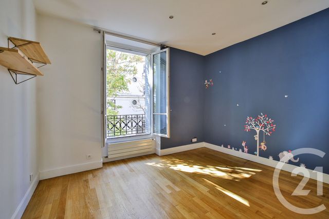 Appartement F4 à vendre - 4 pièces - 75.49 m2 - MONTROUGE - 92 - ILE-DE-FRANCE - Century 21 Côté Ecrivains