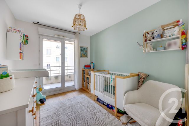 Appartement F3 à vendre - 3 pièces - 66.06 m2 - MONTROUGE - 92 - ILE-DE-FRANCE - Century 21 Côté Ecrivains