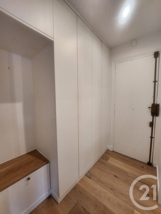 Appartement F2 à louer - 2 pièces - 39.38 m2 - MONTROUGE - 92 - ILE-DE-FRANCE - Century 21 Côté Ecrivains