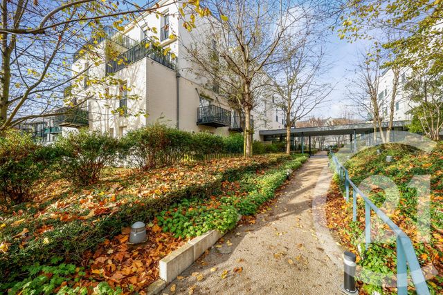 Appartement F4 à vendre - 4 pièces - 83.0 m2 - BAGNEUX - 92 - ILE-DE-FRANCE - Century 21 Côté Ecrivains