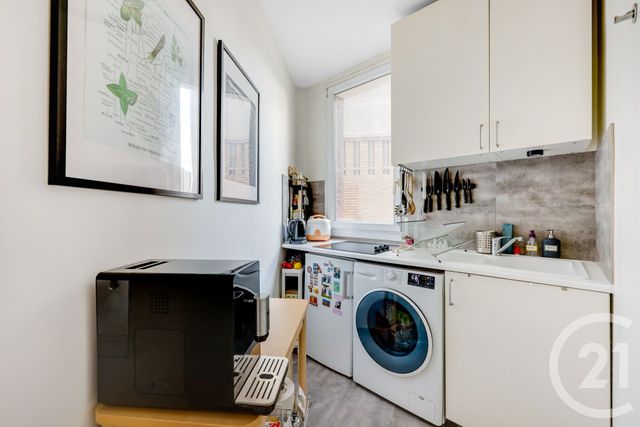 Appartement F2 à vendre - 2 pièces - 35.69 m2 - MONTROUGE - 92 - ILE-DE-FRANCE - Century 21 Côté Ecrivains