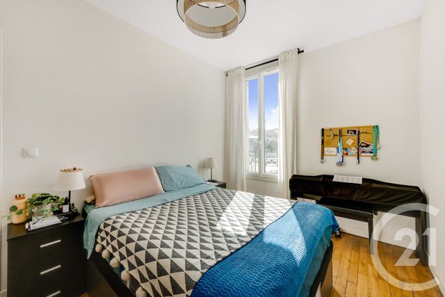 Appartement F2 à vendre - 2 pièces - 35.69 m2 - MONTROUGE - 92 - ILE-DE-FRANCE - Century 21 Côté Ecrivains