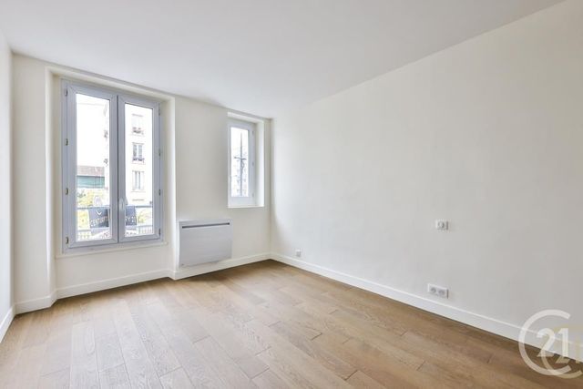 Appartement F2 à louer - 2 pièces - 36.82 m2 - MONTROUGE - 92 - ILE-DE-FRANCE - Century 21 Côté Ecrivains