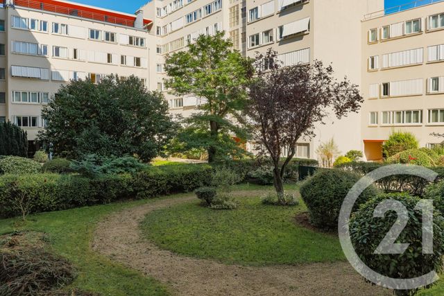 Appartement F5 à vendre - 4 pièces - 82.5 m2 - MONTROUGE - 92 - ILE-DE-FRANCE - Century 21 Côté Ecrivains