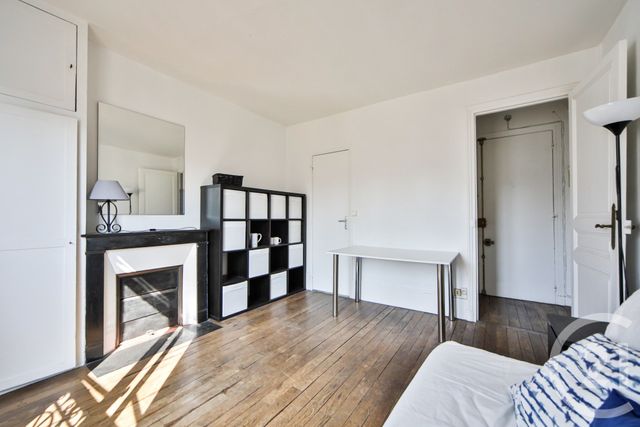 Appartement F1 à vendre - 1 pièce - 17.1 m2 - PARIS - 75010 - ILE-DE-FRANCE - Century 21 Côté Ecrivains