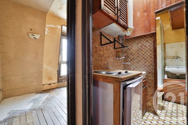 Appartement Studio à vendre - 1 pièce - 11.79 m2 - MONTROUGE - 92 - ILE-DE-FRANCE - Century 21 Côté Ecrivains