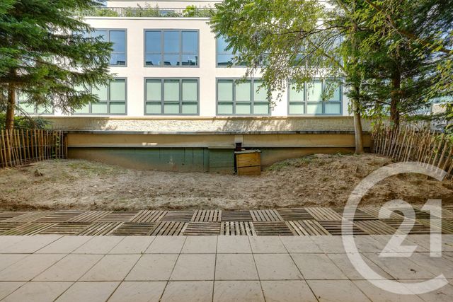 Afficher la photo en grand Appartement F2 à vendre - 2 pièces - 39.68 m2 - MONTROUGE - 92 - ILE-DE-FRANCE - Century 21 Côté Ecrivains