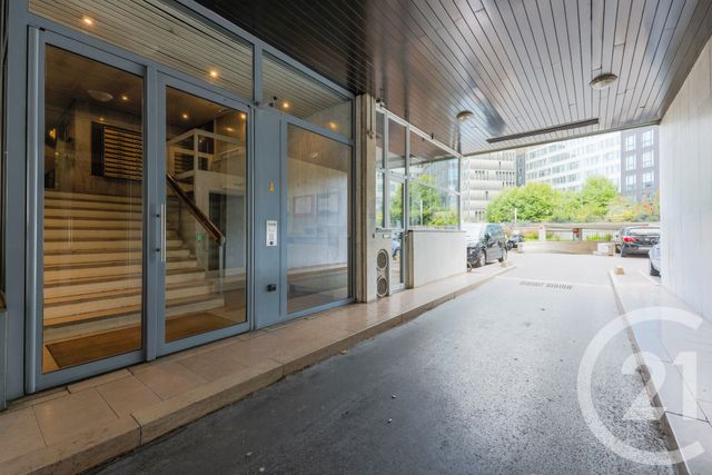 Appartement F3 à vendre - 3 pièces - 67.82 m2 - MONTROUGE - 92 - ILE-DE-FRANCE - Century 21 Côté Ecrivains