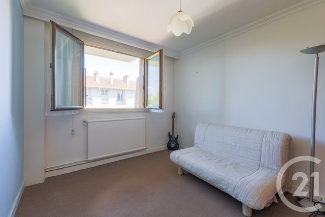 Appartement F3 à vendre - 3 pièces - 65.43 m2 - MONTROUGE - 92 - ILE-DE-FRANCE - Century 21 Côté Ecrivains