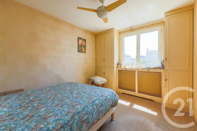 Appartement F3 à vendre - 3 pièces - 65.43 m2 - MONTROUGE - 92 - ILE-DE-FRANCE - Century 21 Côté Ecrivains