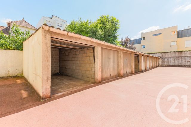 Appartement F3 à vendre - 3 pièces - 65.43 m2 - MONTROUGE - 92 - ILE-DE-FRANCE - Century 21 Côté Ecrivains
