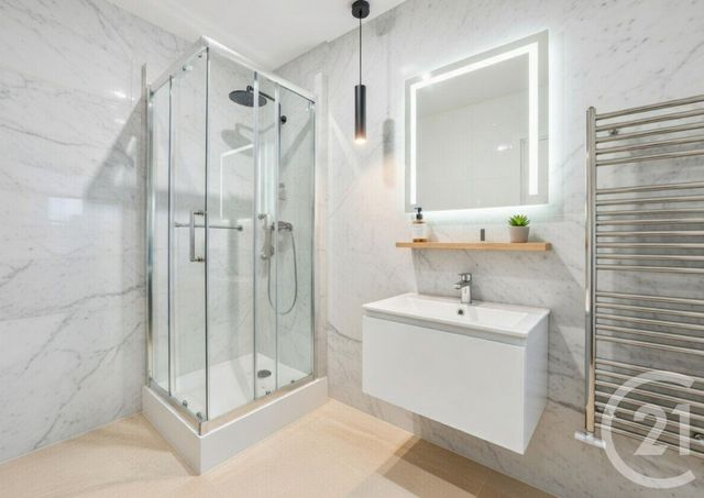 Appartement F2 à vendre - 2 pièces - 47.08 m2 - PARIS - 75015 - ILE-DE-FRANCE - Century 21 Côté Ecrivains