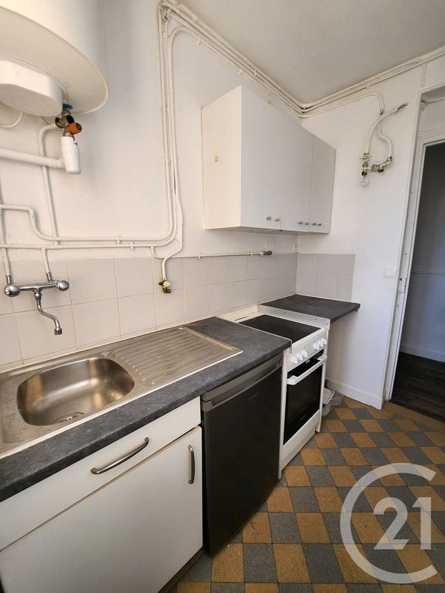 Appartement Studio à louer - 1 pièce - 23.66 m2 - MONTROUGE - 92 - ILE-DE-FRANCE - Century 21 Côté Ecrivains