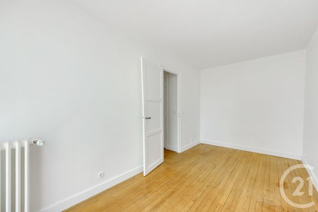Appartement F3 à vendre - 3 pièces - 53.03 m2 - MONTROUGE - 92 - ILE-DE-FRANCE - Century 21 Côté Ecrivains