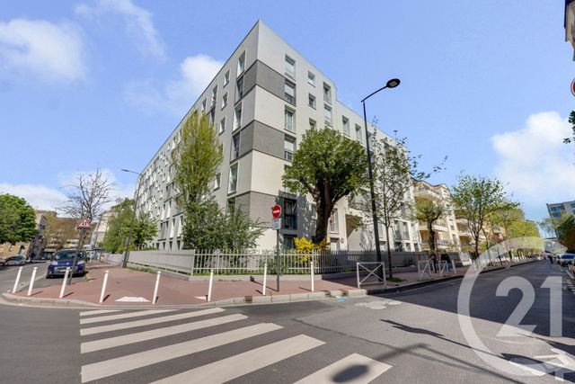 Appartement F3 à vendre - 3 pièces - 53.03 m2 - MONTROUGE - 92 - ILE-DE-FRANCE - Century 21 Côté Ecrivains