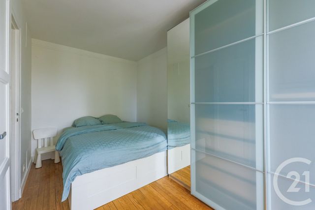 Appartement F3 à vendre - 3 pièces - 53.03 m2 - MONTROUGE - 92 - ILE-DE-FRANCE - Century 21 Côté Ecrivains