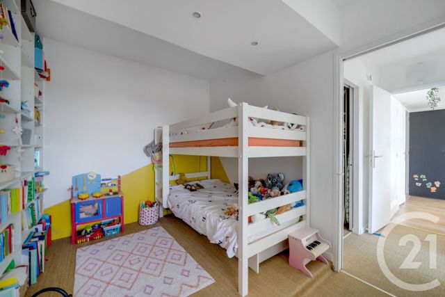 Appartement F3 à vendre - 3 pièces - 61.0 m2 - MONTROUGE - 92 - ILE-DE-FRANCE - Century 21 Côté Ecrivains