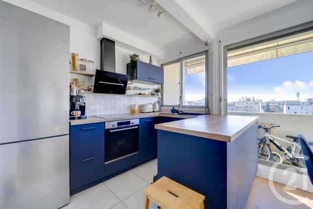 Appartement F3 à vendre - 3 pièces - 61.0 m2 - MONTROUGE - 92 - ILE-DE-FRANCE - Century 21 Côté Ecrivains