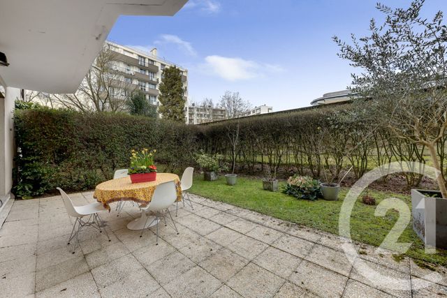 Appartement F2 à vendre - 2 pièces - 51.8 m2 - MONTROUGE - 92 - ILE-DE-FRANCE - Century 21 Côté Ecrivains