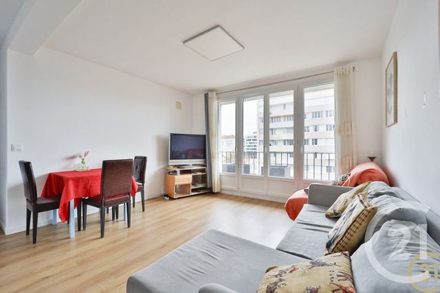 Appartement F3 à vendre - 3 pièces - 52.64 m2 - MONTROUGE - 92 - ILE-DE-FRANCE - Century 21 Côté Ecrivains