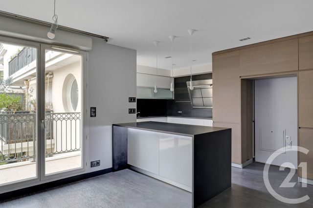 Appartement F4 à vendre - 4 pièces - 88.32 m2 - MONTROUGE - 92 - ILE-DE-FRANCE - Century 21 Côté Ecrivains