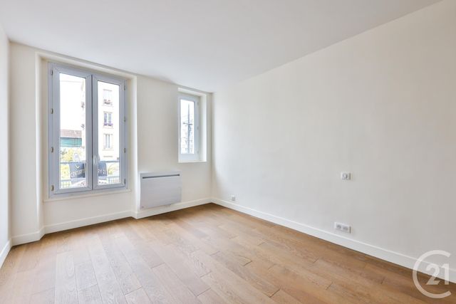 Appartement F2 à louer - 2 pièces - 34.47 m2 - MONTROUGE - 92 - ILE-DE-FRANCE - Century 21 Côté Ecrivains