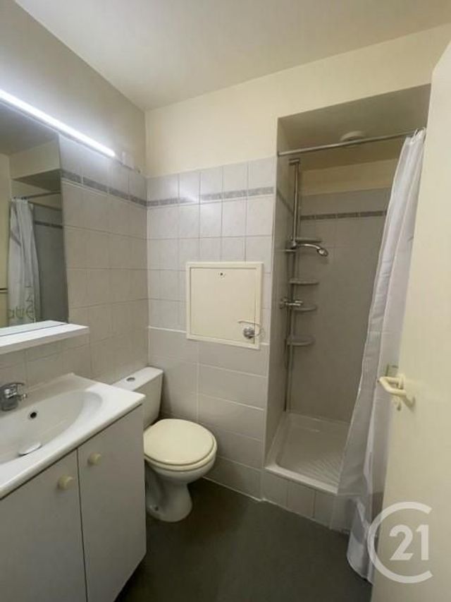 Appartement Studio à louer - 1 pièce - 16.25 m2 - MONTROUGE - 92 - ILE-DE-FRANCE - Century 21 Côté Ecrivains
