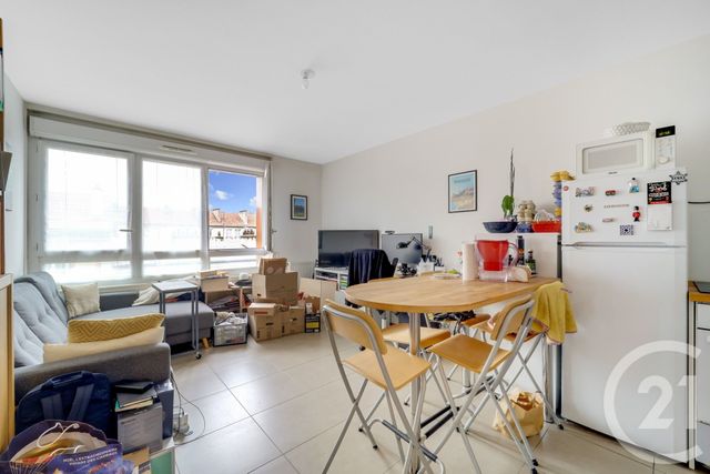Appartement F2 à vendre - 2 pièces - 39.35 m2 - MONTROUGE - 92 - ILE-DE-FRANCE - Century 21 Côté Ecrivains
