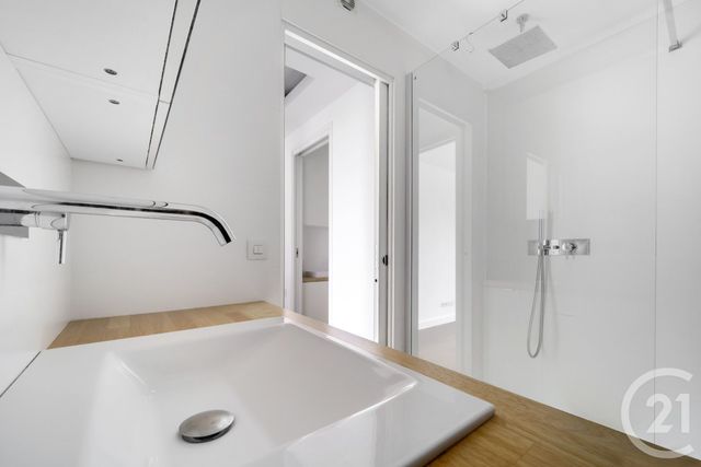 Appartement F3 à vendre - 3 pièces - 68.42 m2 - MONTROUGE - 92 - ILE-DE-FRANCE - Century 21 Côté Ecrivains